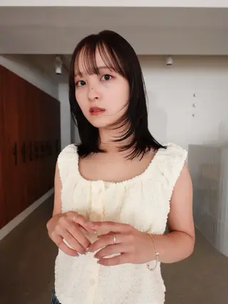 セミロング 南出 碧夢のヘアスタイル