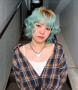 ミディアム 大人透明感|韓国| カラー|yuzu🌷のヘアスタイル