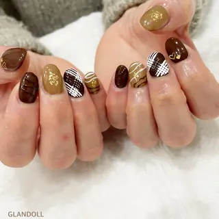 ネイル GLANDOLL YURIのネイルデザイン