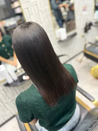 ミディアム arose久留米所属・山中 莉乃のヘアスタイル