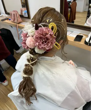 ヘアアレンジ 川畑 陽奈のヘアスタイル