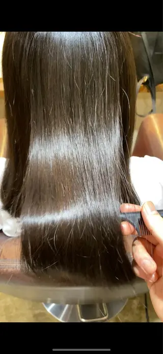 セミロング hair moija所属・宮成 佑介のヘアスタイル