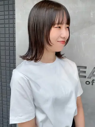 ミディアム 亀井 里奈のヘアスタイル