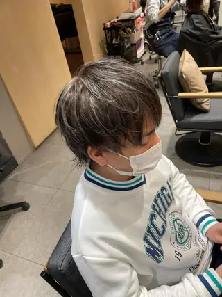 カラー メンズ Le'a所属・渋谷/フェード/ 國分 翔のヘアスタイル