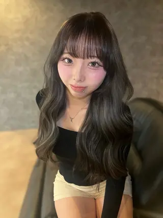 ロング 小谷 梨奈のヘアスタイル
