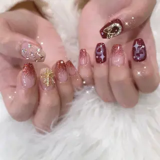 ネイル Kanon 🤍のネイルデザイン