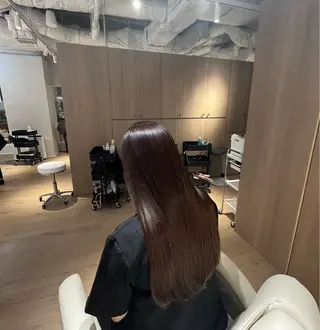 カラー unopulir Veil所属・大西 愛梨のヘアスタイル