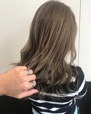 セミロング カラー Rubik's 茶屋町原田のヘアスタイル