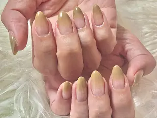 ネイル hohomi .のネイルデザイン