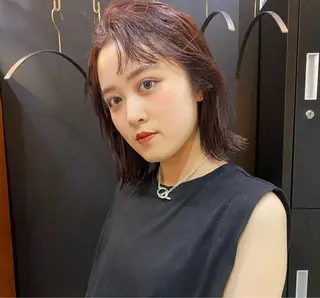 ミディアム カラー ブロンド/ブリーチ 【SITY.】のヘアスタイル