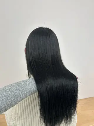 ロング 松田 佑月のヘアスタイル