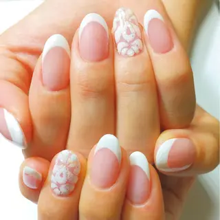 ネイル alma nailsのネイルデザイン