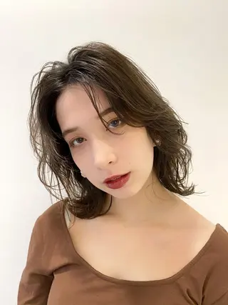 ロング Monan 新宿所属・ケイジ✨透明感 /艶カラー✨のヘアスタイル