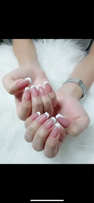 ネイル Beauty　salon Alona所属・Nail salon Charmanteのネイルデザイン