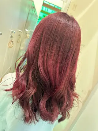 セミロング 遠藤 歩夢のヘアスタイル