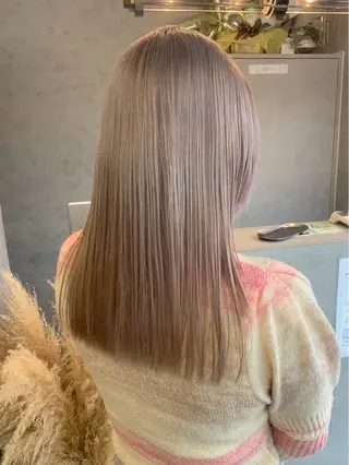 カラー 博多ブリーチ× 透明感/縮毛矯正のヘアスタイル