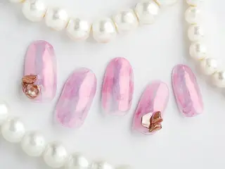 ネイル Tiary Nail Fのネイルデザイン