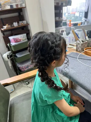 セミロング ヘアアレンジ 山室 敬義のヘアスタイル