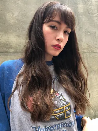 ロング salowin 原宿 aroa所属・韓国／ハッシュカット ／透明感カラー／金野のヘアスタイル