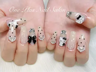 ネイル One Plus Nail Salonのネイルデザイン