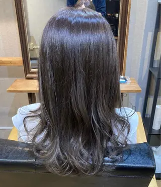 セミロング MIKA 💫艶透明感カラーのヘアスタイル