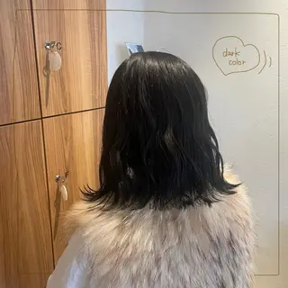 ミディアム 小宮山 桃加のヘアスタイル