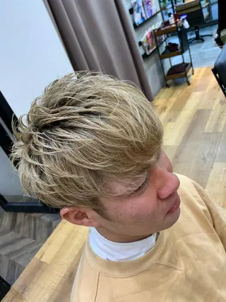 カラー メンズ 天野 開のヘアスタイル