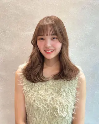セミロング 透明感カラー🎨 たくまのヘアスタイル