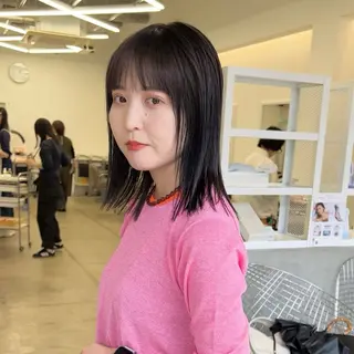 セミロング クロスパーマ× 透明感カラー✂︎のヘアスタイル