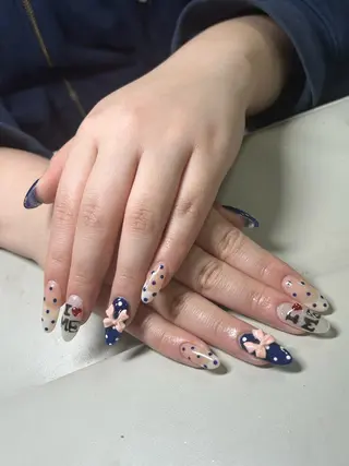 ネイル コウ ヨウのネイルデザイン