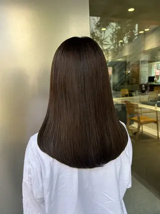 ミディアム カラー 馬場 菜乃夏のヘアスタイル