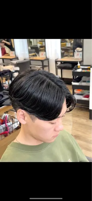 ミディアム パーマ メンズ メンズパーマ特化 美容師kouyaのヘアスタイル