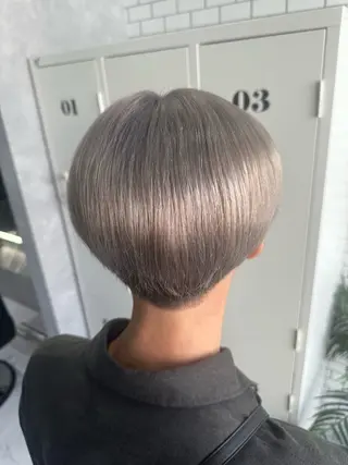 ショート カラー メンズ 透明感/ブリーチ縮毛 /髪質改善/星野純一のヘアスタイル