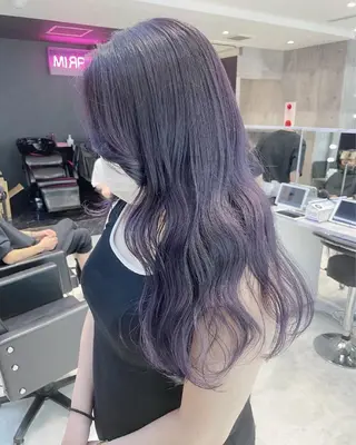 ロング 寒色/ブリーチ/💙 艶カラーYURIAのヘアスタイル