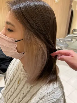 カラー 久永 菫のヘアスタイル