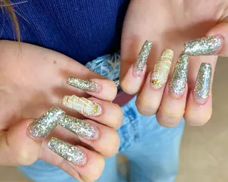 ネイル Salute本店 🦋仲原里佳のネイルデザイン