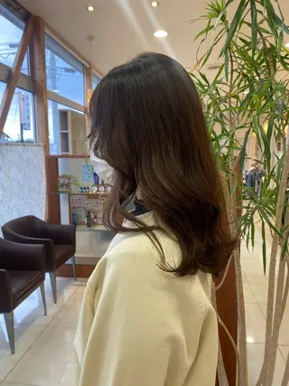カラー 💖🐇板倉 百花🐇💖のヘアスタイル