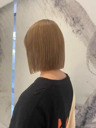 ショート カラー ️🩵RINKA/ ハイトーンカラー🩵のヘアスタイル