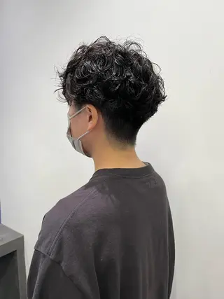 パーマ メンズ ✨透明感カラー✨ 🦖佐々木未来🦕のヘアスタイル