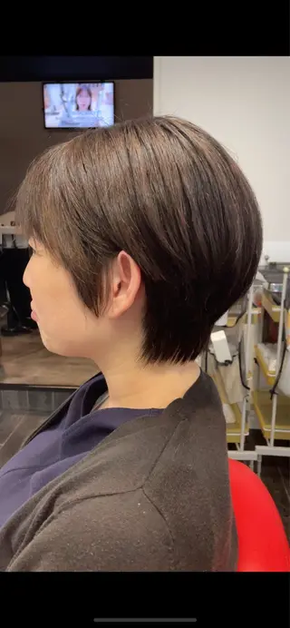 ショート ヘアワークフラックス所属・阿久津 優希のヘアスタイル