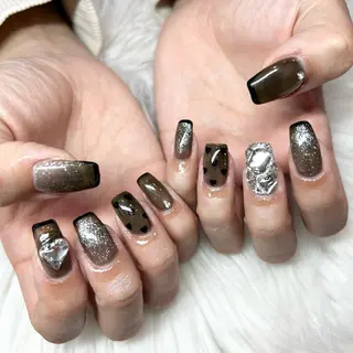 ミディアム -Rien- プライベートサロンのネイルデザイン