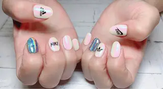 ネイル SYR所属・SYR nail salonのネイルデザイン