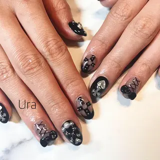 ネイル UrakoNail 《nail》のネイルデザイン