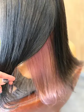セミロング カラー ナギサ 🐶のヘアスタイル