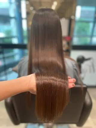 ミディアム 美髪矯正 Rioのヘアスタイル