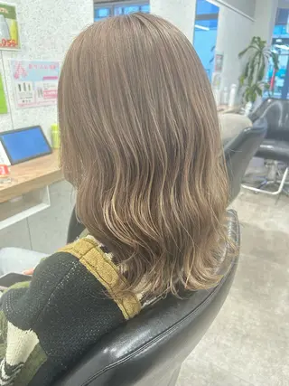 カラー ｺｺﾛ⌇ ﾎﾞﾌﾞとﾊｲﾄ-ﾝのヘアスタイル