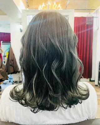 ミディアム カラー おおたかの森/透 明感/小林のヘアスタイル