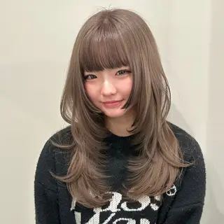 セミロング 🌹ハッシュカット、 レイヤー韓国ヘア🌹のヘアスタイル