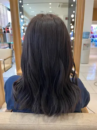 セミロング カラー なつな/ 透明感カラーのヘアスタイル