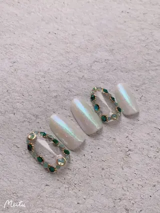 ネイル nail atelier new moon所属・森 貴子のネイルデザイン